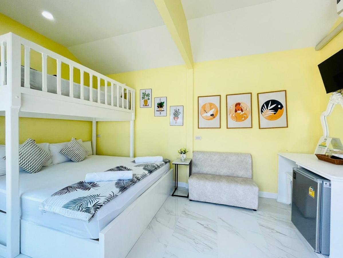 Thirty Tree Garden House Hostel Chumphon Exterior photo