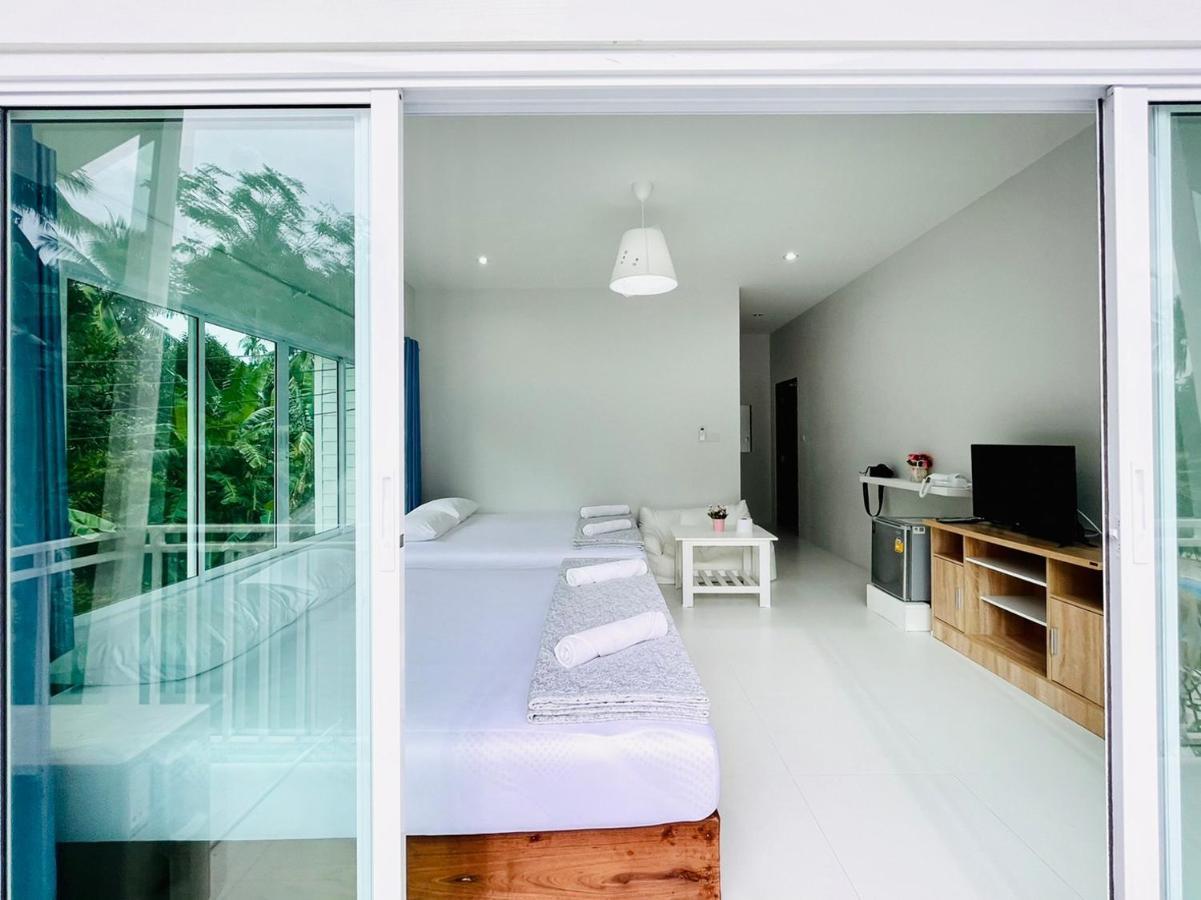 Thirty Tree Garden House Hostel Chumphon Exterior photo