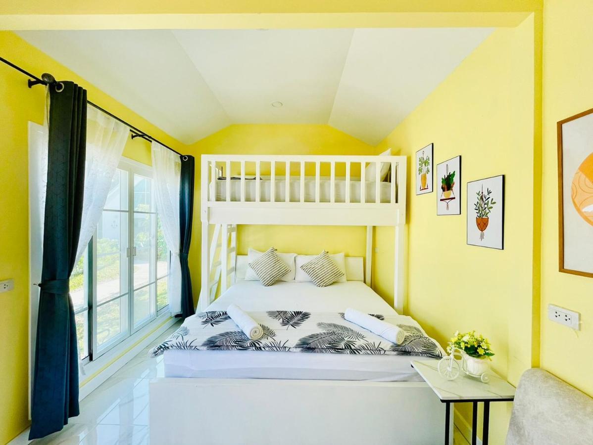 Thirty Tree Garden House Hostel Chumphon Exterior photo