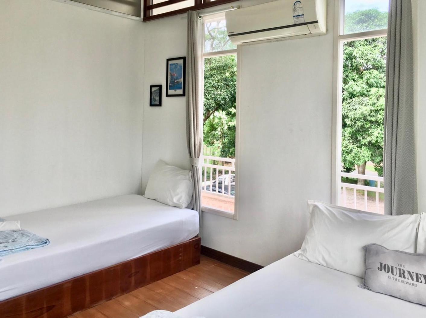Thirty Tree Garden House Hostel Chumphon Exterior photo